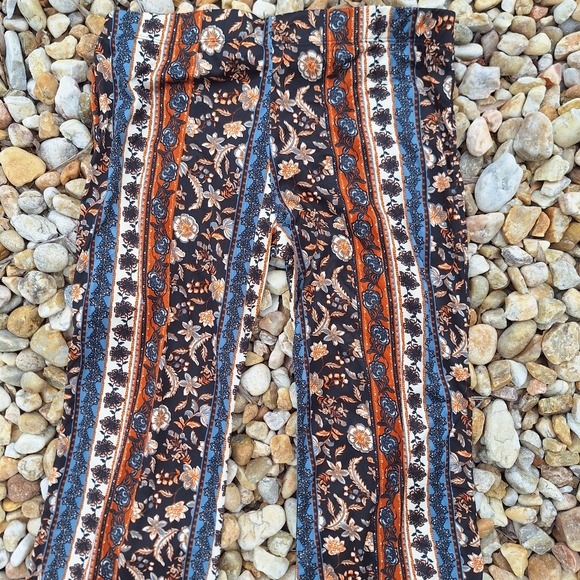 NEW Boho Leggings Hippie Pants Bell Bottoms Flared Leg Yoga Athleisure Gypsy - Picture 14 of 15